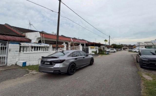Johor Bahru Taman Johor Jaya Jalan Teratai Single Storey Terrace House 1