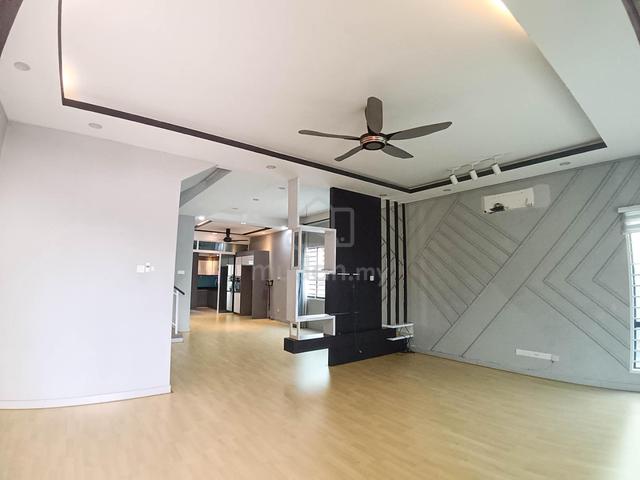 FREEHOLD Two Storey The Terresse Bandar Puteri Bangi End Lot -Renovate 1