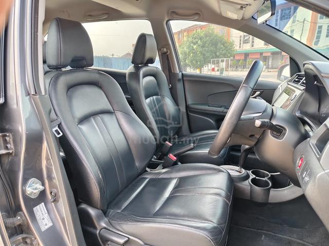 2017 Honda BR-V 1.5 V Spec 5-Years Warranty - 3