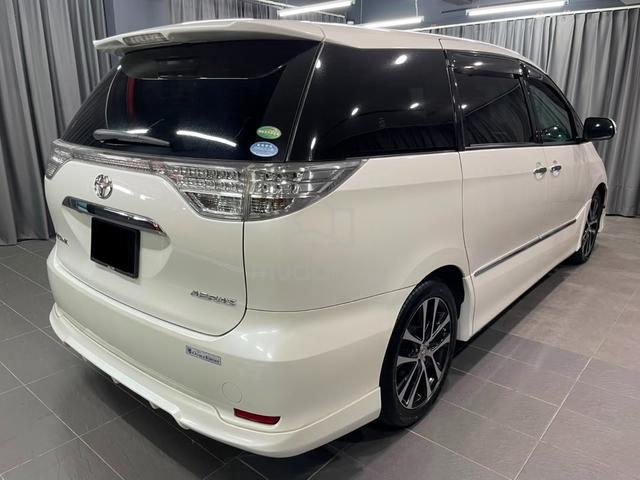 2015 Toyota Estima 2.4 Aeras (A) MPV - 4