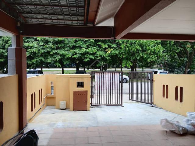 Setia Alam Impian 3, very nice Renovated & Extended unit for sale 1