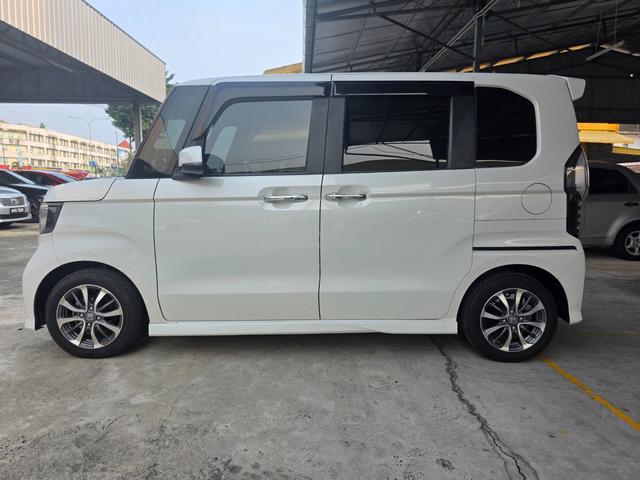 Honda N BOX 660cc CUSTOM GL TURBO [2021/2026] - 4