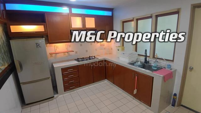Bukit Rimau Upper Unit Fully Furnished Townhouse Shah Alam For Sale!! 1