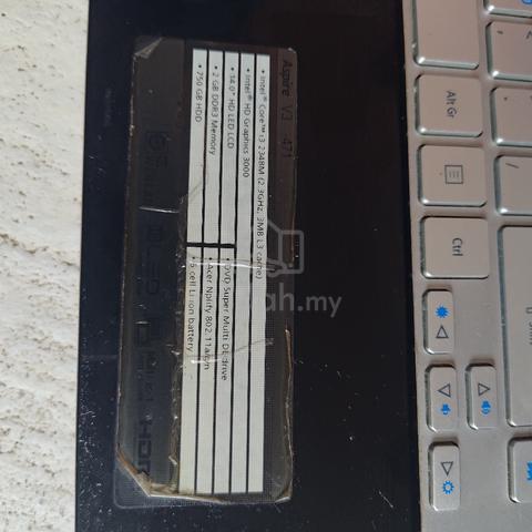 Acer V3  - photo 3 of 6