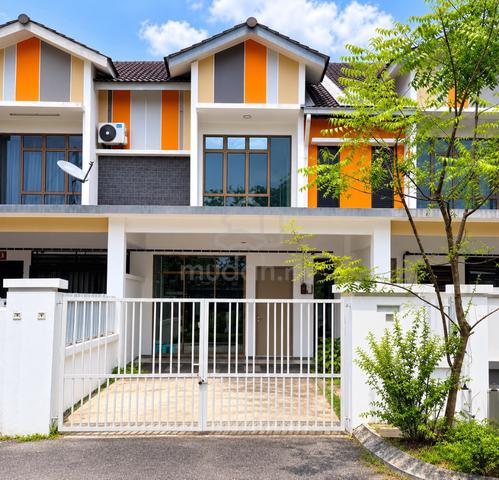 Kempas Baru 2 Storey Terrace House 1