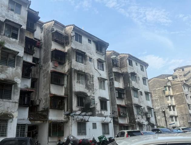 Desa Petaling Flat 1