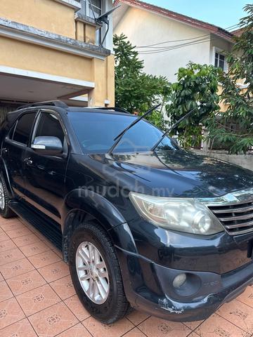 2013 Toyota FORTUNER 2.7 V TRD SPORTIVO TGN51R (A) - 1