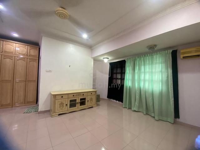 Double Storey Terrace Fully Renovated and Extended Freehold, Puchong 1