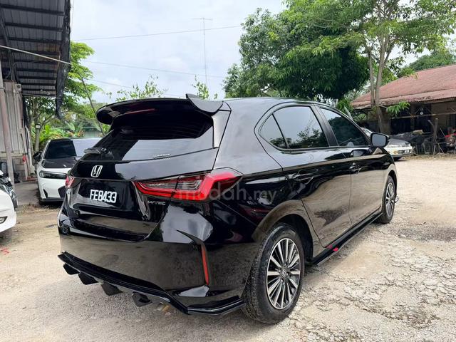 Honda CITY 1.5 RS Hatchback 35k km(A)-23 - 3