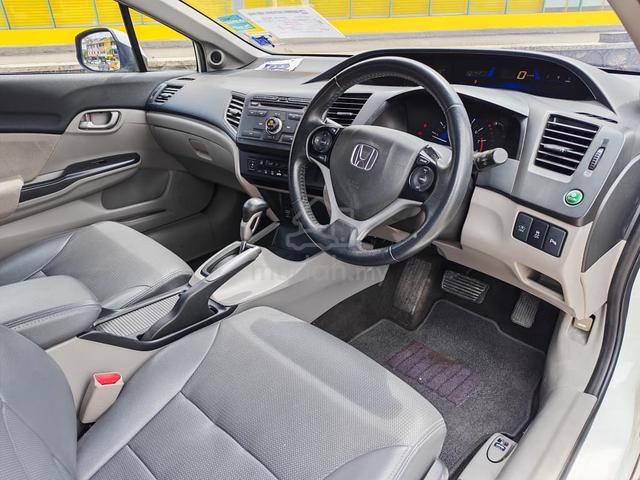 2015 Honda CIVIC 1.8 S i-VTEC (A) CASH or FULL LOA - 4