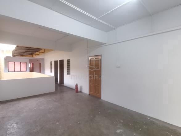 【Office/House】renovated floor Store/Office/Accommodation 1