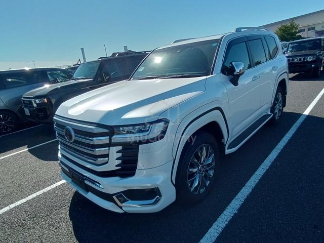 2024 Toyota LANDCRUISER 3.5 ZX [Ori miles] FULL SP - 3