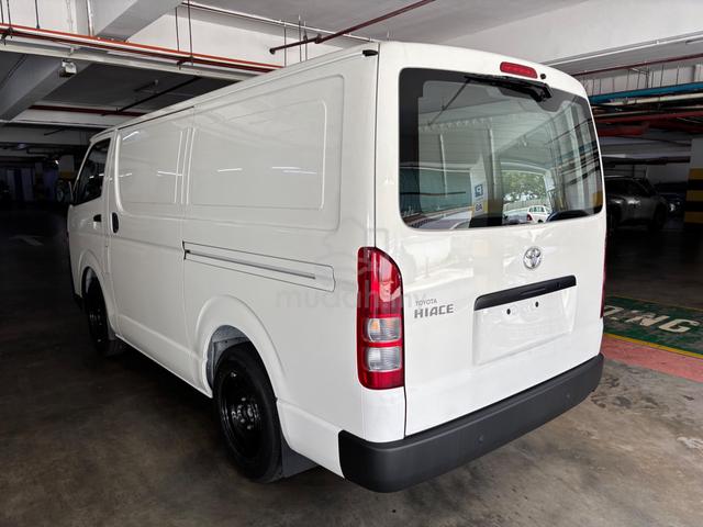 2026 Toyota HIACE 3.0 PANEL VAN - 4
