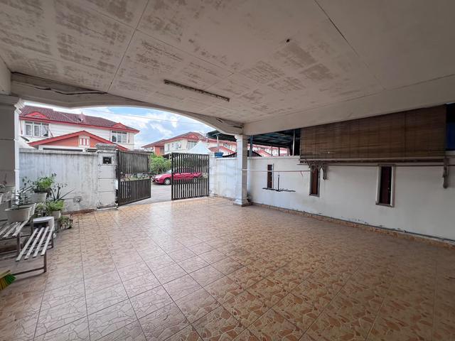 2 Storey Medium Cost House Taman Nusantara for Rent 1