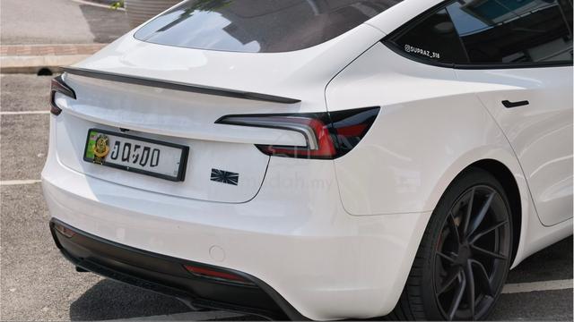 2026 TESLA MODEL 3 PERFORMANCE (NEW) 0-100 3s - 4