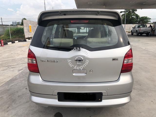 2011 Nissan GRAND LIVINA 1.6 IMPUL (M) - 4