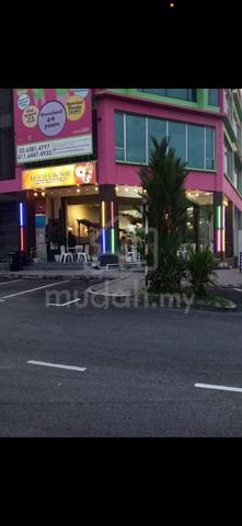 Kedai Makan lengkap utk di jual 1