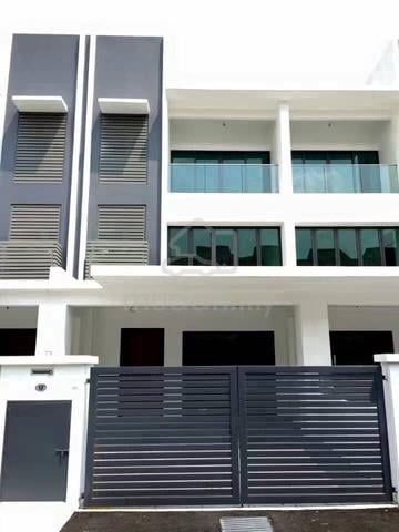 3 storey supperlink house Taman Setapak near Wangsa Maju Gombak 1