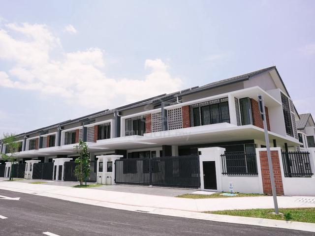 2 Storey Corner Lot @ Elmina Green 3, Shah Alam【 HOT UNIT🔥】FREEHOLD 1