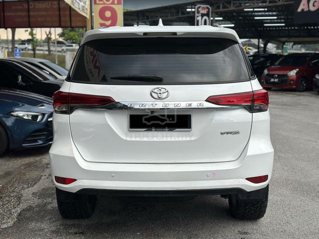 Toyota FORTUNER 2.4 DIESEL TURBO VRZ FACELIFT 2016 - 4