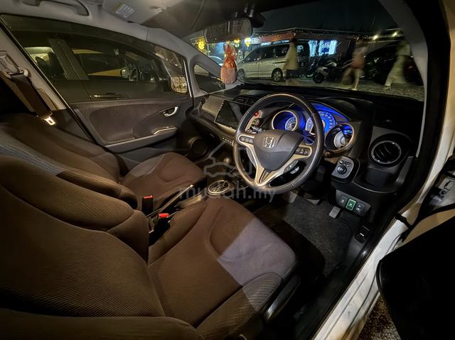 2012 Honda JAZZ 1.3 (HYBRID) FACELIFT (A) - 4