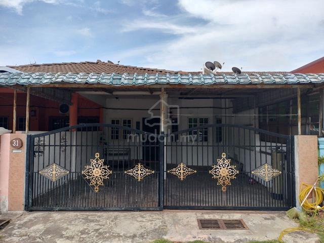 Single Storey Taman Ayer Molek, Melaka (Negotiable) 1
