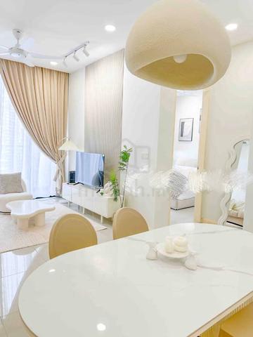 D' Pristine @ Medini 1
