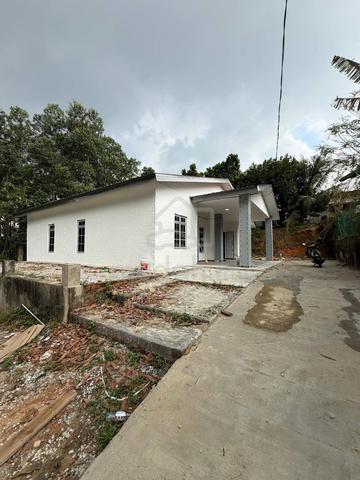 Taman Kempas Single Storey Bungalow House 1