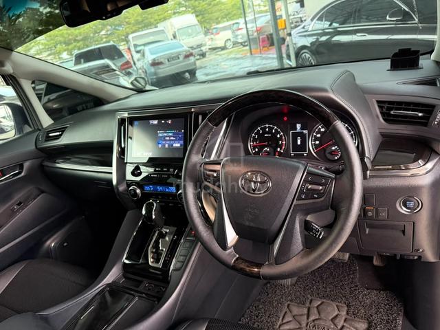 2016 Toyota VELLFIRE 2.5 Z G JBL Sunroof Full Loan - 5