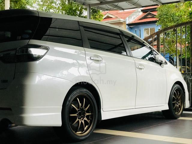 2013 Toyota WISH 1.8 S ZGE20G FACELIFT (A) SUNROOF - 4