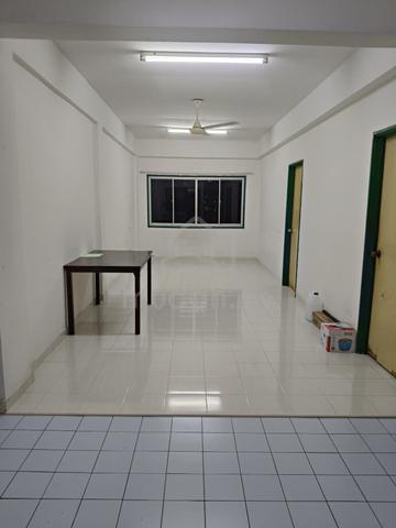Flat Taman Bukit Segar 1
