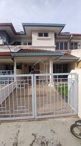 House for sale - Bandar Utama. BU 1/2, 2 Storey Link (Extra Land) 1