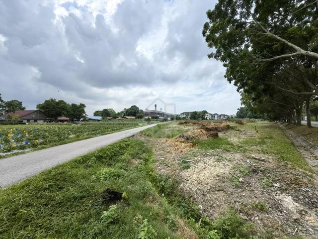 1.23 Acre Freehold Zone Commercial Batu Berendam Melaka 1