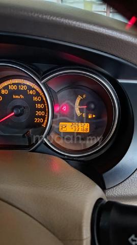 2008 Nissan GRAND LIVINA 1.8 CLASSIC/COMFORT (A) - 4