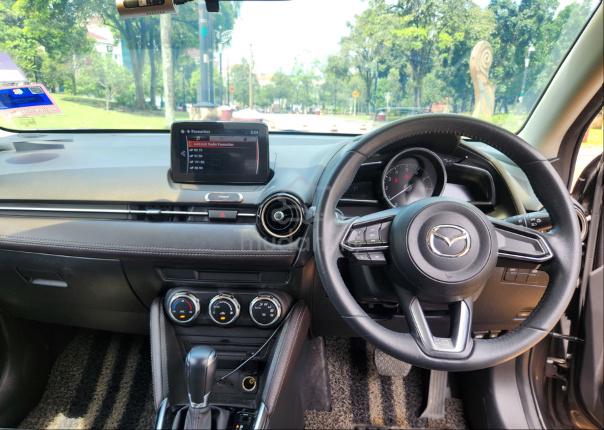 Mazda 2 High Spec 2019 Lady Owner Direct - 4