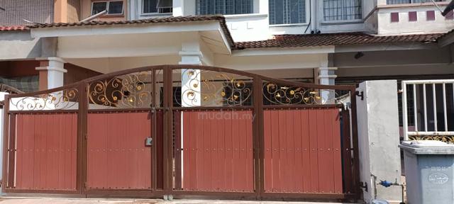 Rumah berdekatan UIA di Indera Mahkota IM 2 1