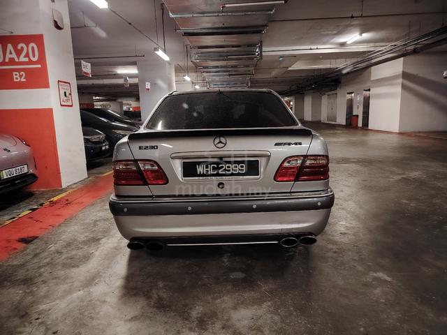 1995 Mercedes Benz 230E 2.3 (A) - 4