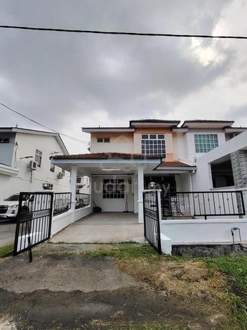 End Lot Teres Dua Tingkat Taman Angkasa Nuri 1
