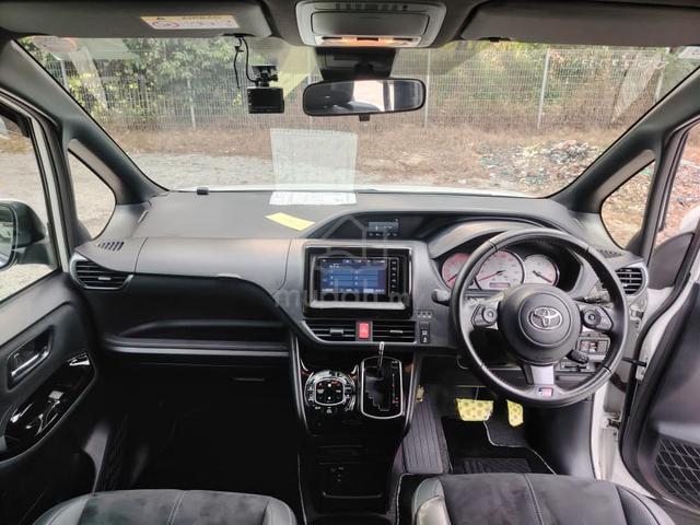 Toyota NOAH 2.0 SI (A GR SPORT SPECIAL EDITION SI+ - 5