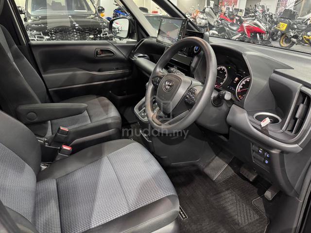 TOYOTA NOAH X 2.0(a)UNREG 2022*8 SEATERS - 5