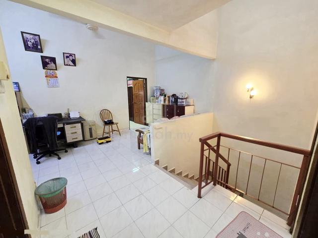 Extended, Well Maintain, Wangsa Permai Kepong, Full Tiles 1