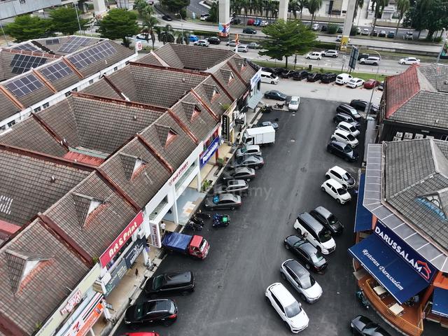 SS15 Subang Jaya high traffic, corner shoplot, very visible 1