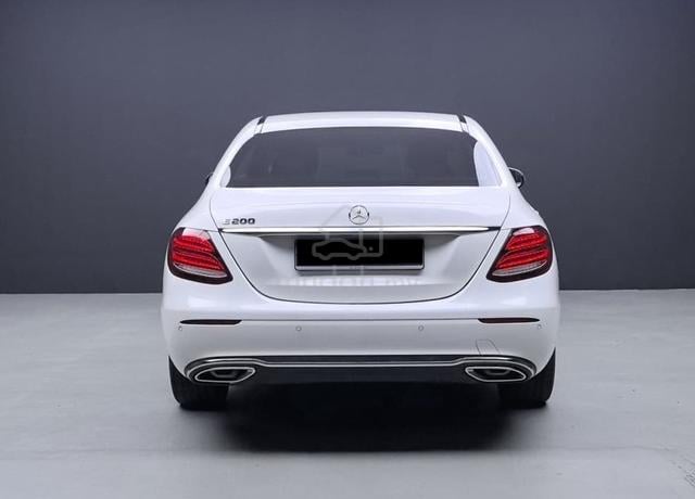 Mercedes Benz ECLASS 2.0 E200 AVANTGARDE 2018 W213 - 4