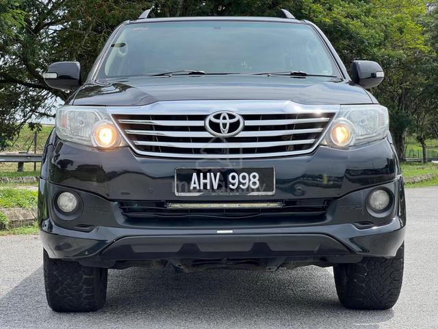 2011 Toyota FORTUNER 2.7 V FACELIFT (A) GOOD CONDI - 2