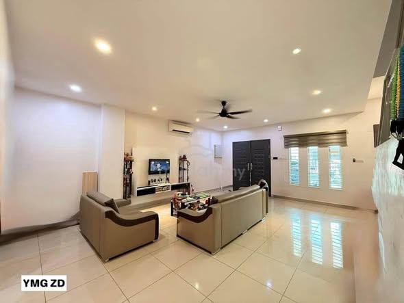 Taman Ehsan Jaya Pandamaran Double Storey House 1