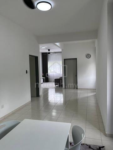 Villa Astana Townhouse Bandar Teknologi Kajang 1