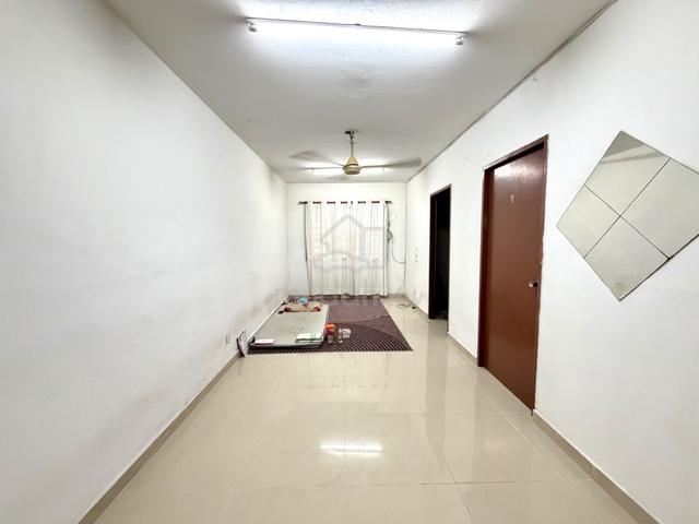 Apartment Lestari (Damansara Damai) 1