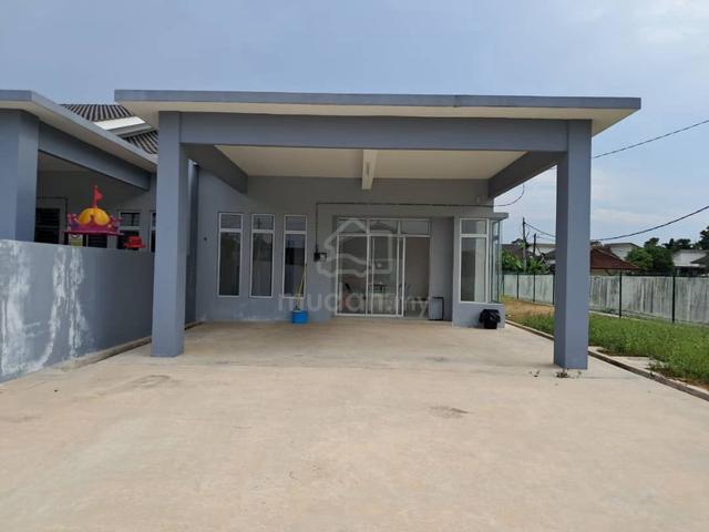 Porch Luas Bebas Banjir ๐SemiD Seri Damai Aman, Kuantan Pahang 1