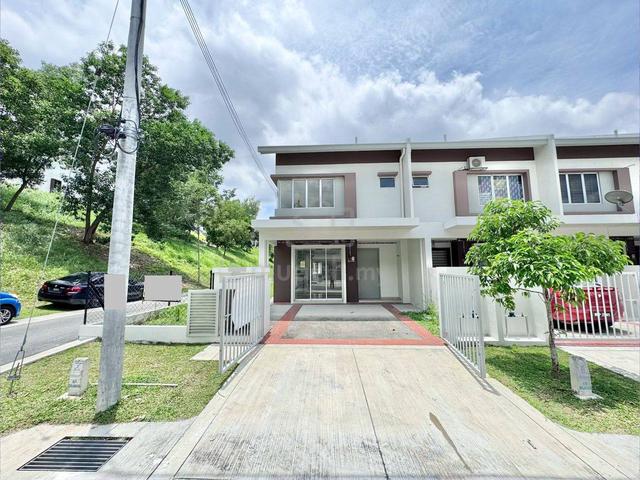 2 Storey End Lot Greenwoods Cendana,Salak Perdana,Salak Tinggi for Sal 1