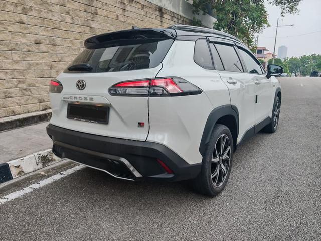 2023 Toyota COROLLA CROSS 1.8 GR SPORT - LOW MILE - 5